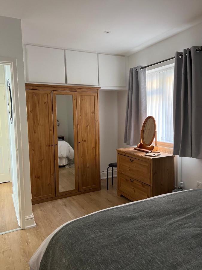 Sixty Four Apartment Мъмбълс Екстериор снимка