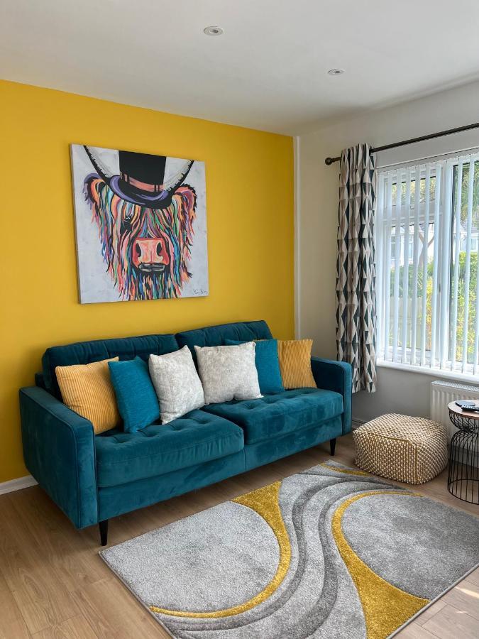 Sixty Four Apartment Мъмбълс Екстериор снимка